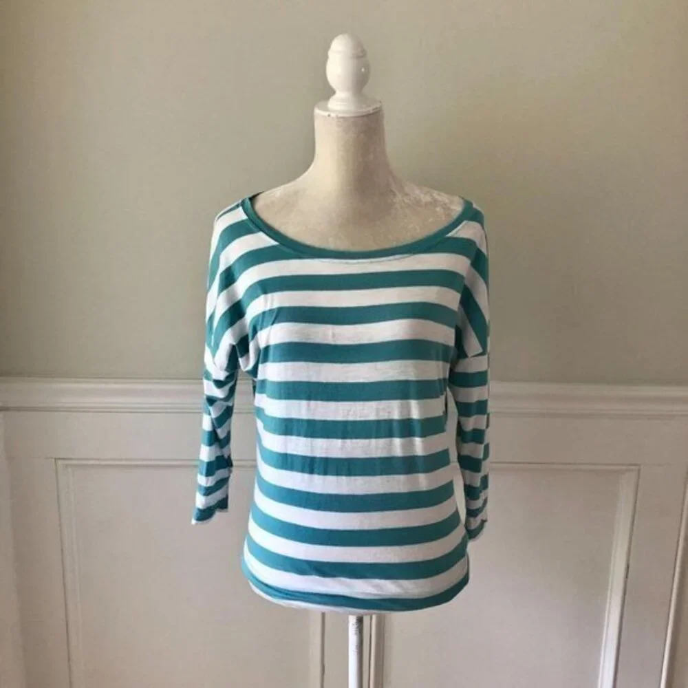 Forever 21 Blue and White Striped LS Tee M